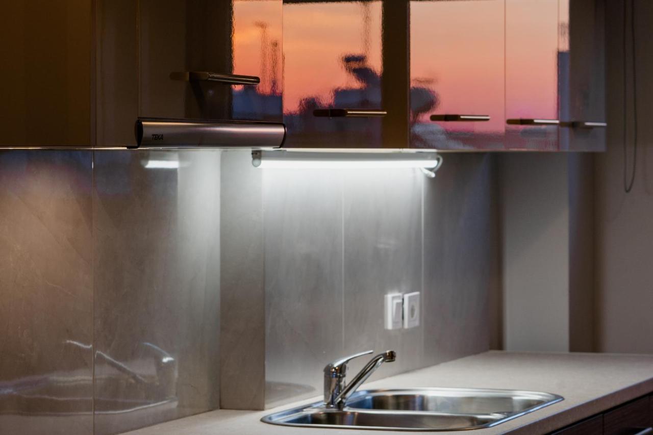 Sunny Penthouse W/ Acropolis View Next To Metro Apartment Athens Exterior photo